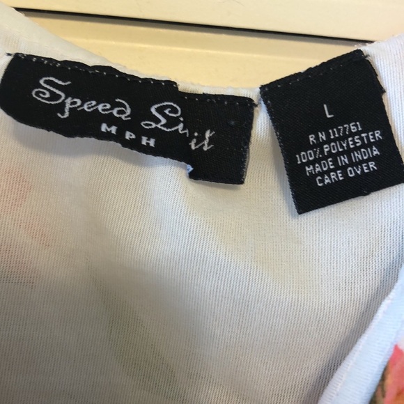 Speed Limit MPH Floral Crop Top - Picture 2 of 5